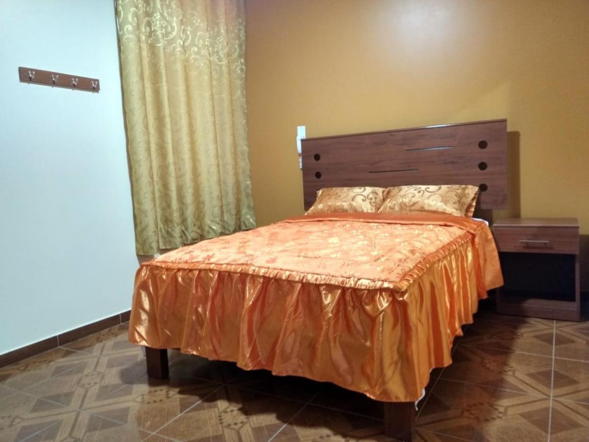 Hostal Real Suite Lima Luaran gambar