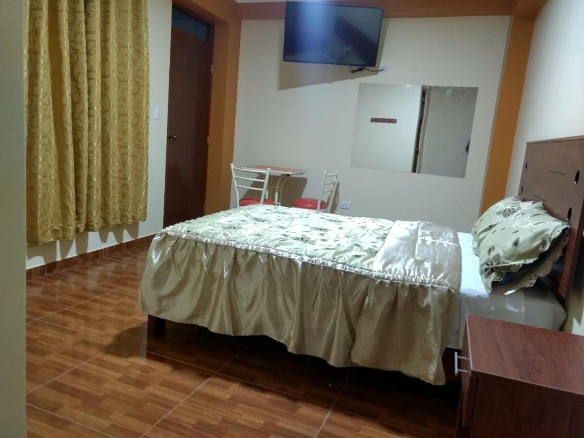 Hostal Real Suite Lima Luaran gambar